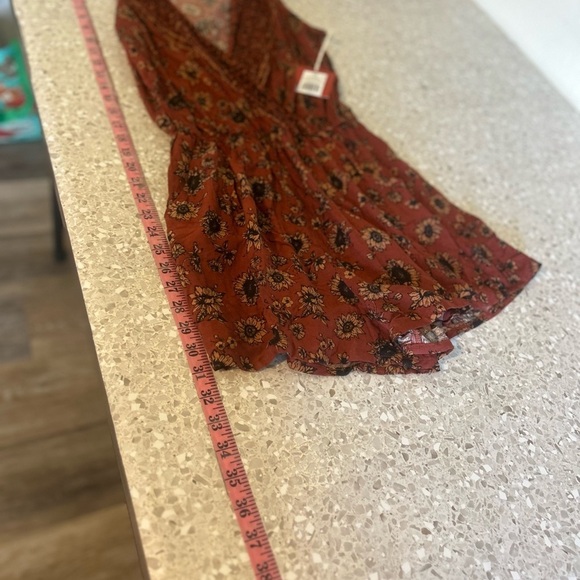 NWT XS Mossimo sunflower romper - Picture 10 of 13